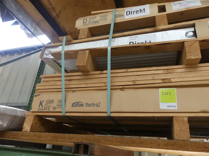 Konvolut Kermi - Therm-X2 Kompakt Heizkörper, Typ 22 Umfang: Palette mit Inhalt